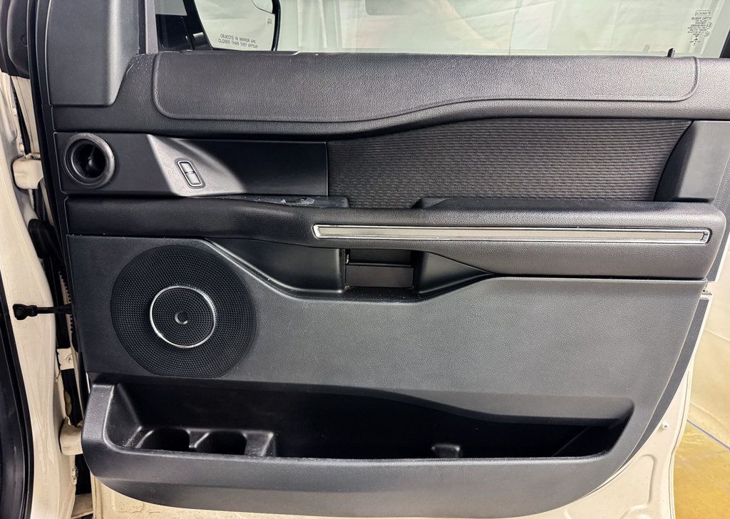 2018 Ford Expedition XLT 4WD - 23088331 - 15