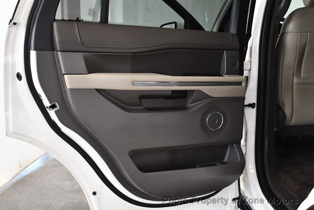 2018 Ford Expedition XLT 4x2 - 22844774 - 12