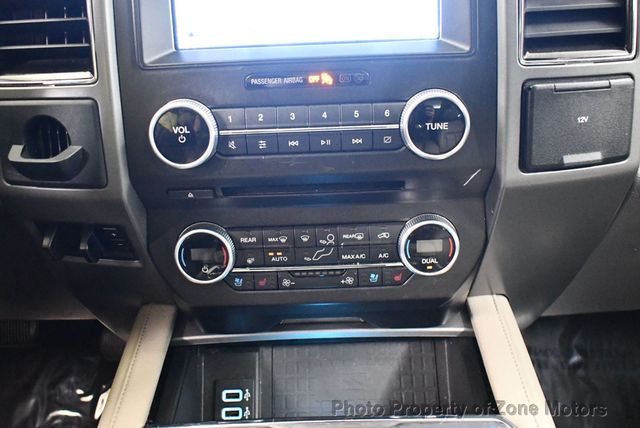 2018 Ford Expedition XLT 4x2 - 22844774 - 39