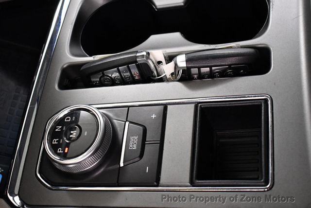 2018 Ford Expedition XLT 4x2 - 22844774 - 49
