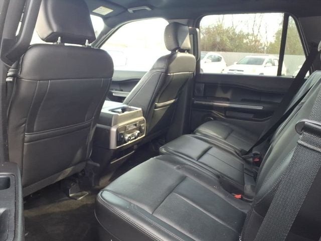 2018 Ford Expedition XLT 4x2 - 22962303 - 17