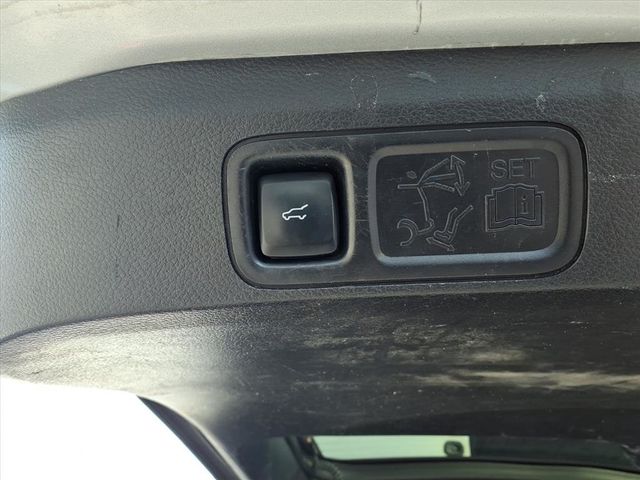 2018 Ford Expedition XLT 4x2 - 22962303 - 19