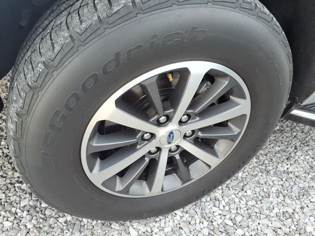 2018 Ford Expedition XLT 4x2 - 22962303 - 5