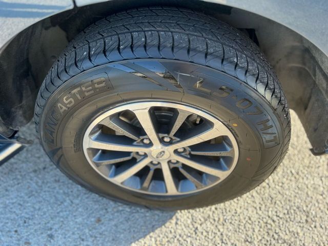 2018 Ford Expedition XLT 4x2 - 22338706 - 24