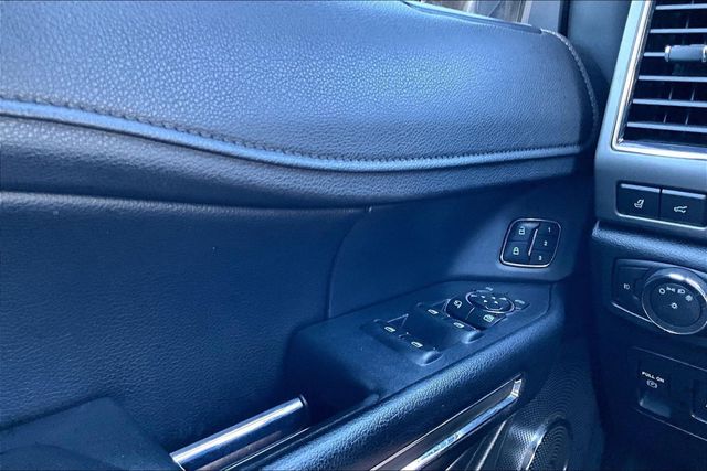 2018 Ford Expedition XLT 4x4 - 23074075 - 30