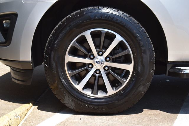 2018 Ford Expedition Max XLT 4x4 - 23061642 - 9