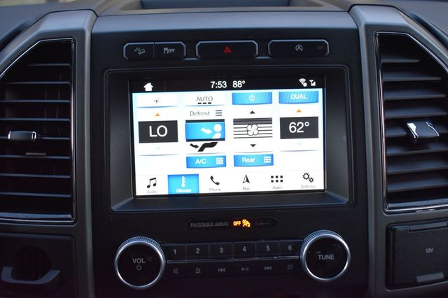 2018 Ford Expedition Max XLT 4x4 - 23061642 - 45