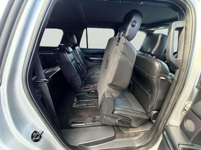 2018 Ford Expedition Max XLT 4x4 - 23043868 - 29