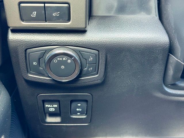 2018 Ford Expedition Max XLT 4x4 - 23043868 - 39