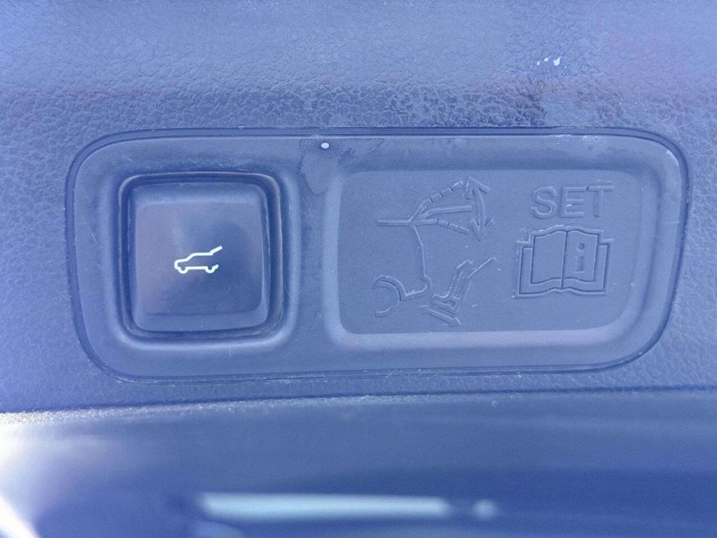 2018 Ford Expedition Max XLT 4x4 - 23043868 - 8