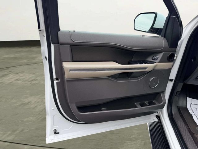 2018 Ford Expedition Max XLT 4x4 - 23046920 - 16