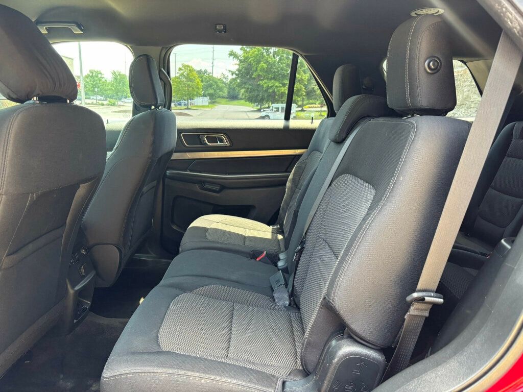 2018 Ford Explorer XLT photo 7