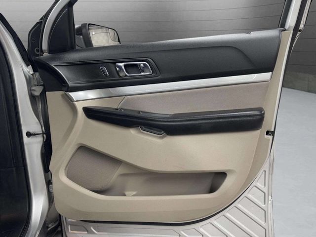 2018 Ford Explorer FWD - 22950603 - 26