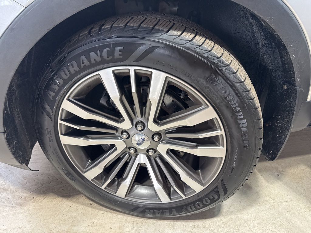 2018 Ford Explorer Platinum 4WD - 22999541 - 1