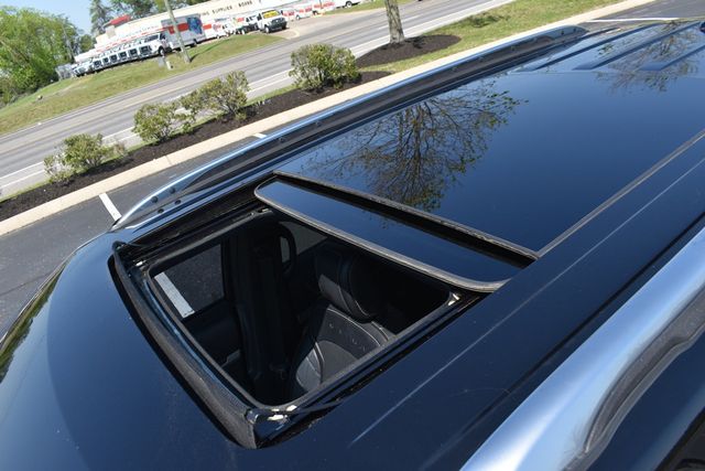 2018 Ford Explorer Platinum 4WD - 23011906 - 10