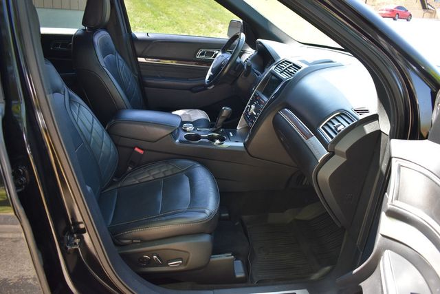 2018 Ford Explorer Platinum 4WD - 23011906 - 41