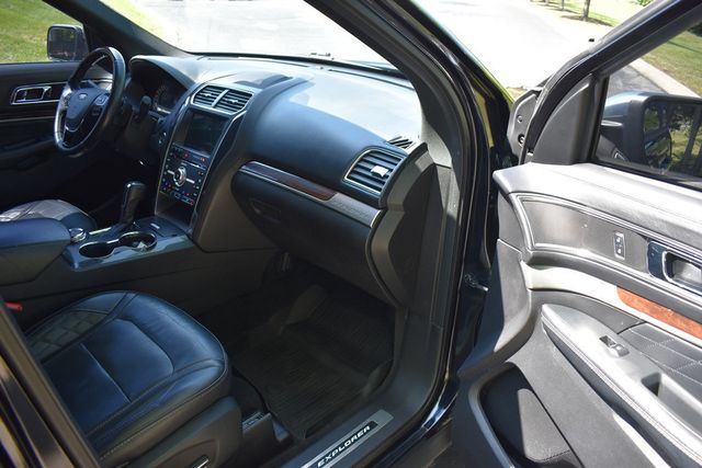 2018 Ford Explorer Platinum 4WD - 23011906 - 55