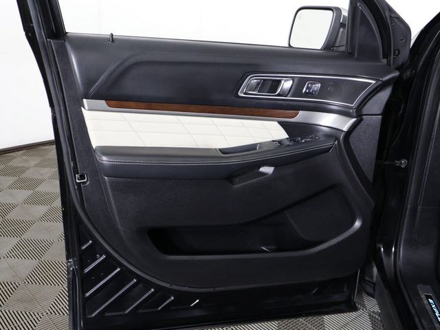2018 Ford Explorer Platinum 4WD - 23083167 - 27