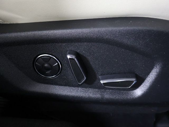 2018 Ford Explorer Platinum 4WD - 23083167 - 38