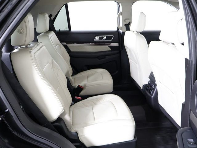 2018 Ford Explorer Platinum 4WD - 23083167 - 40