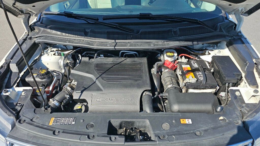 2018 Ford Explorer Platinum photo 39
