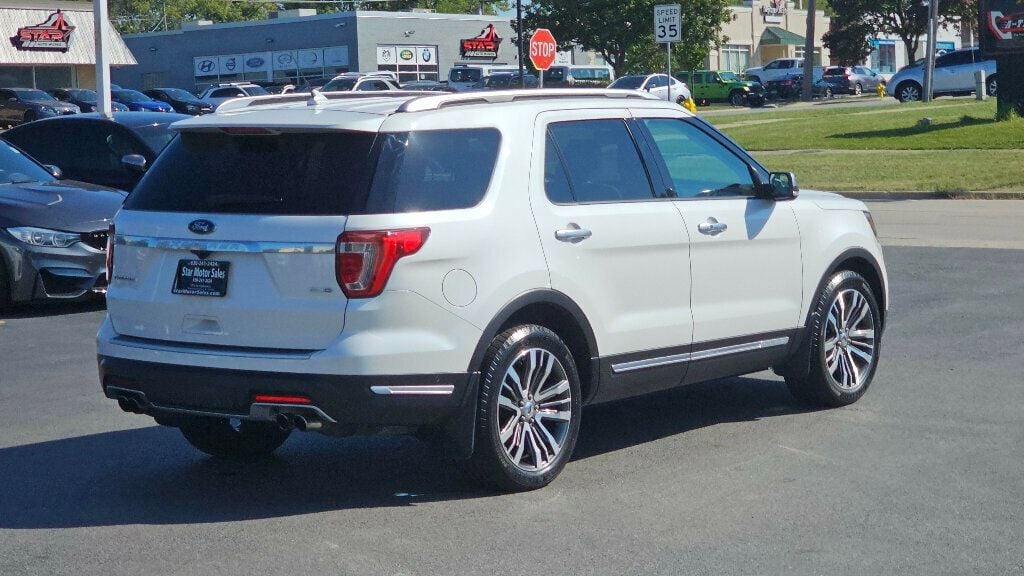 2018 Ford Explorer Platinum photo 8