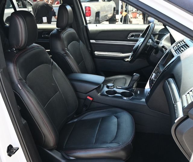 2018 Ford Explorer Sport 4WD - 23058874 - 21