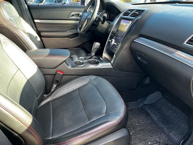 2018 Ford Explorer Sport 4WD - 22945101 - 11