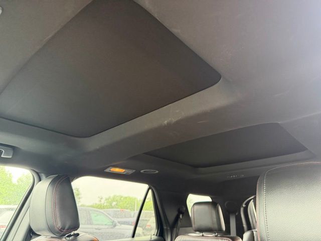2018 Ford Explorer Sport 4WD - 23029590 - 17