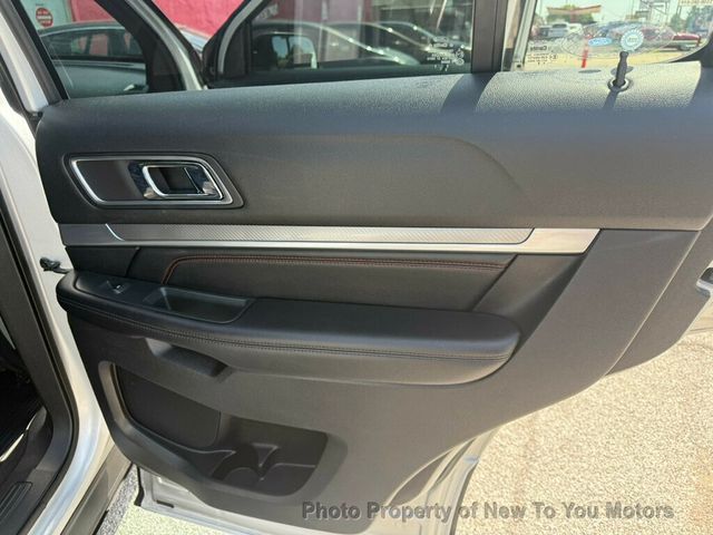 2018 Ford Explorer Sport 4WD - 23050518 - 21