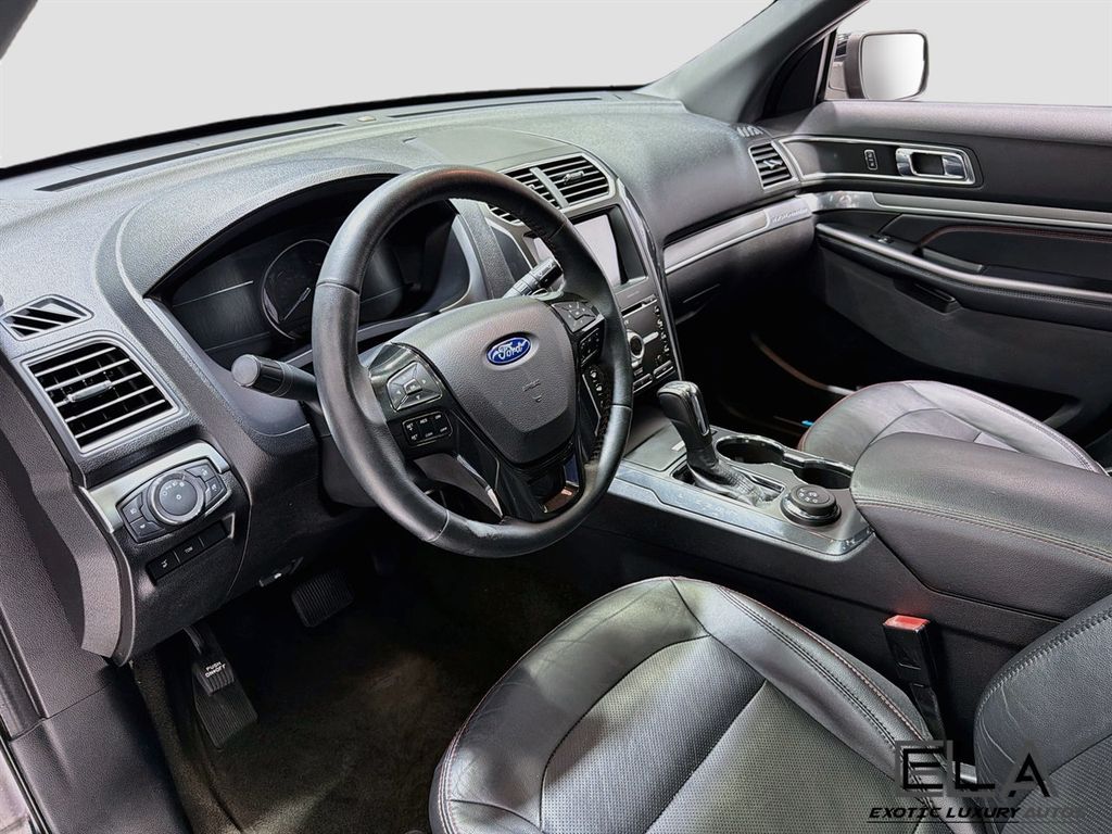 2018 Ford Explorer Sport 4WD - 23078777 - 9