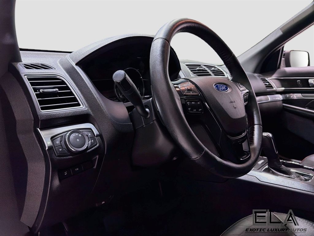 2018 Ford Explorer Sport 4WD - 23078777 - 10