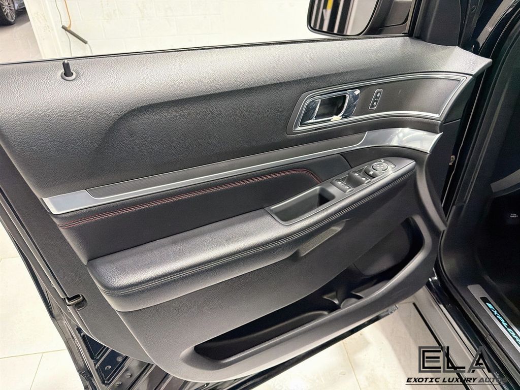 2018 Ford Explorer Sport 4WD - 23078777 - 18