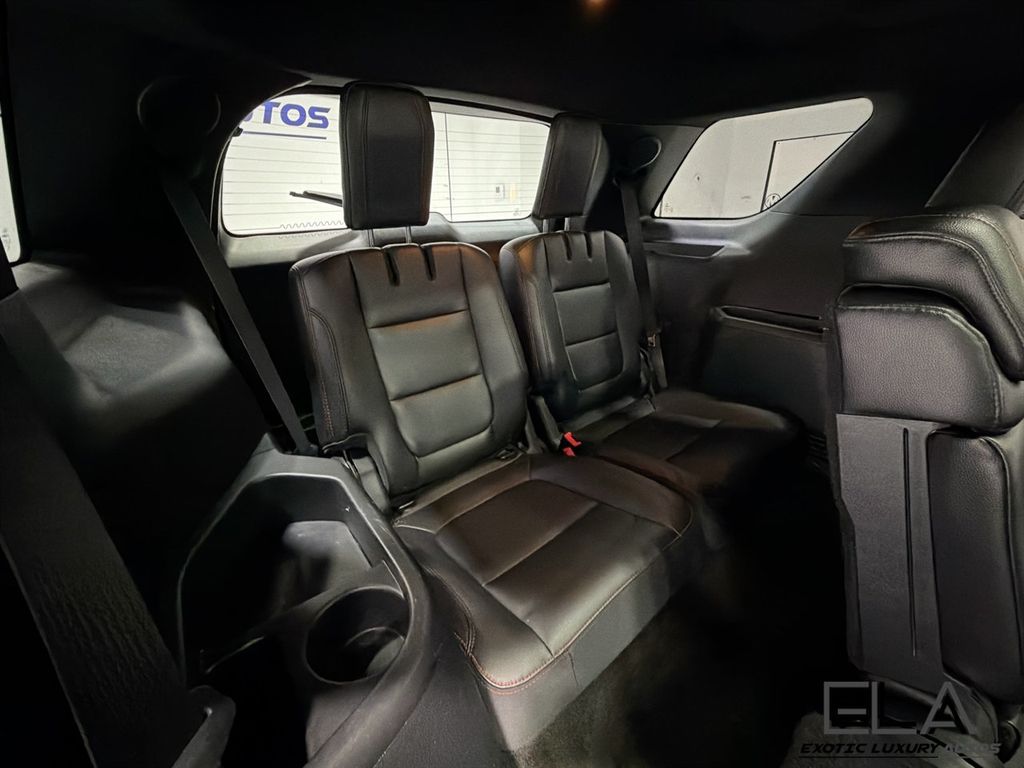 2018 Ford Explorer Sport 4WD - 23078777 - 39