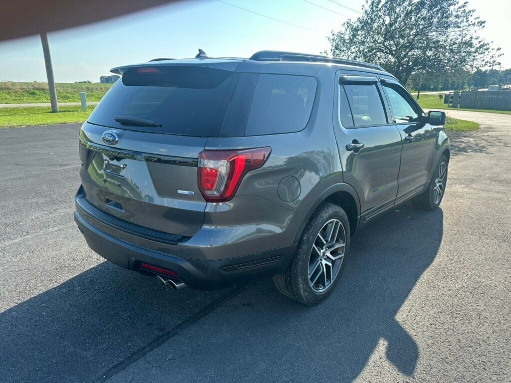 2018 Ford Explorer Sport 4WD - 22503609 - 4