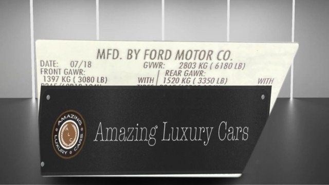 2018 Ford Explorer XLT 4WD - 22979966 - 18