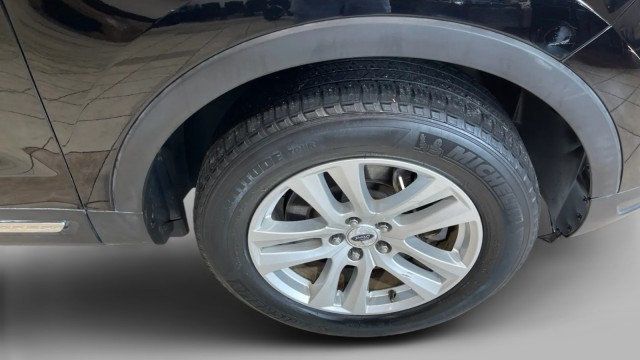 2018 Ford Explorer XLT 4WD - 22979966 - 19