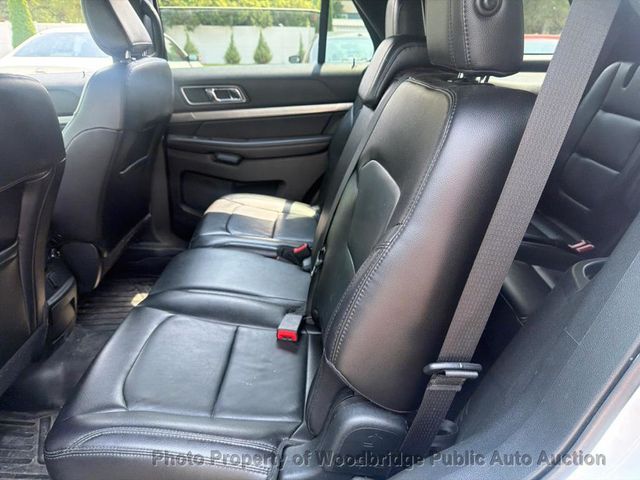 2018 Ford Explorer XLT 4WD - 23040107 - 9