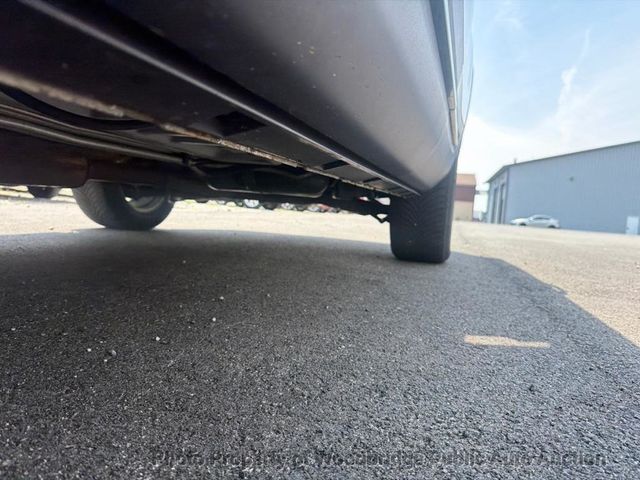 2018 Ford Explorer XLT 4WD - 23040107 - 18