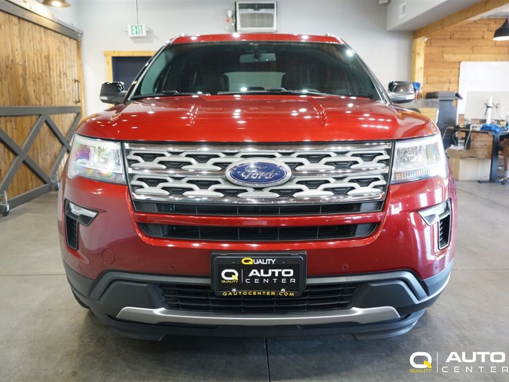 2018 Ford Explorer XLT photo 2