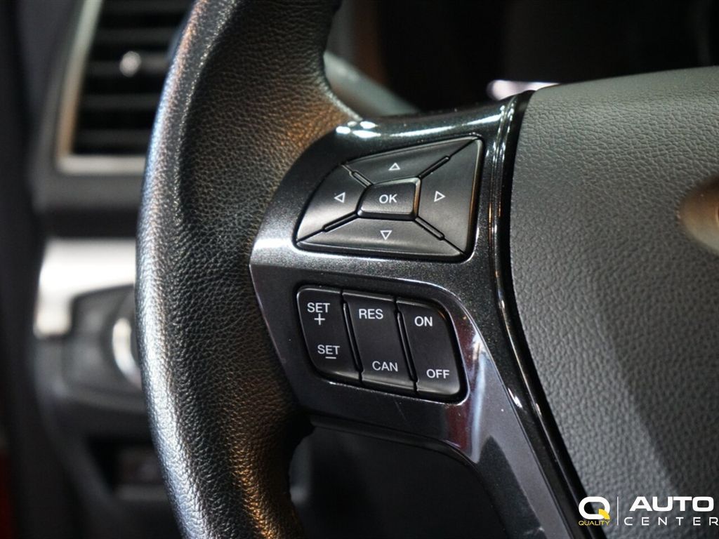 2018 Ford Explorer XLT 4WD - 22917676 - 26