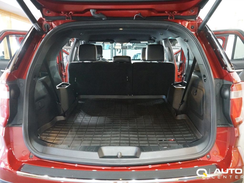 2018 Ford Explorer XLT 4WD - 22917676 - 41