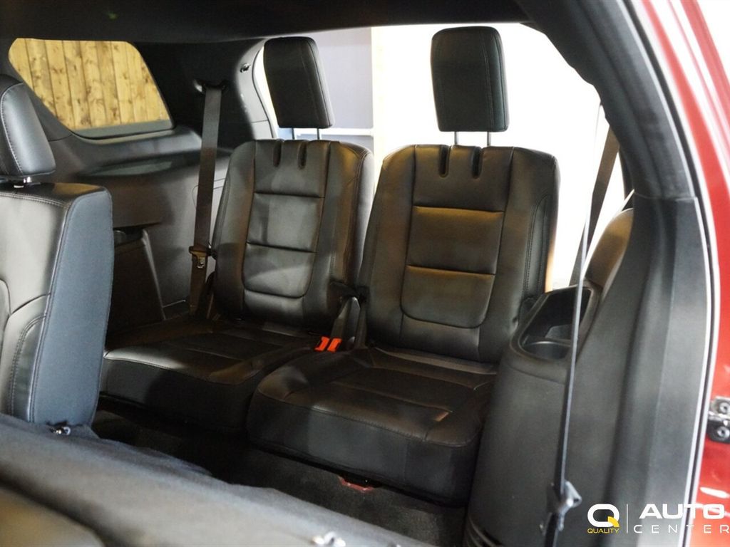 2018 Ford Explorer XLT 4WD - 22917676 - 42