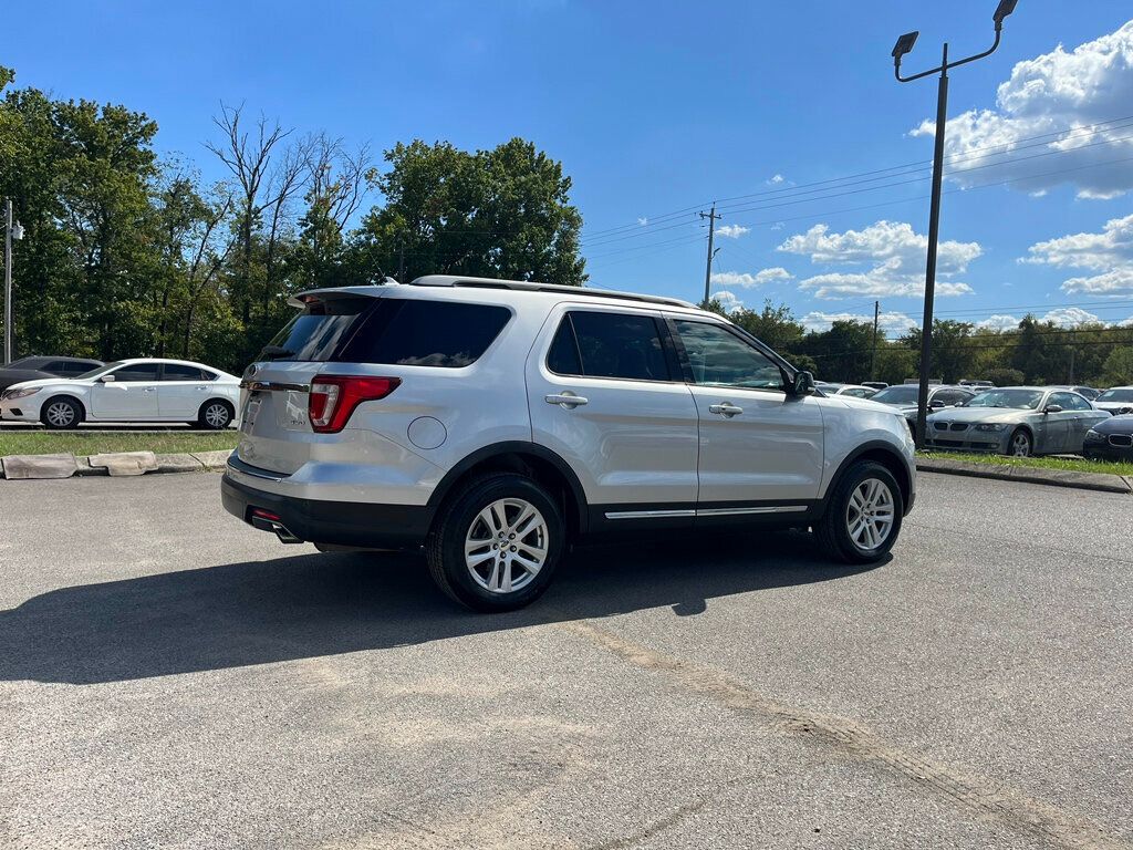 2018 Ford Explorer XLT 4WD - 22602688 - 4