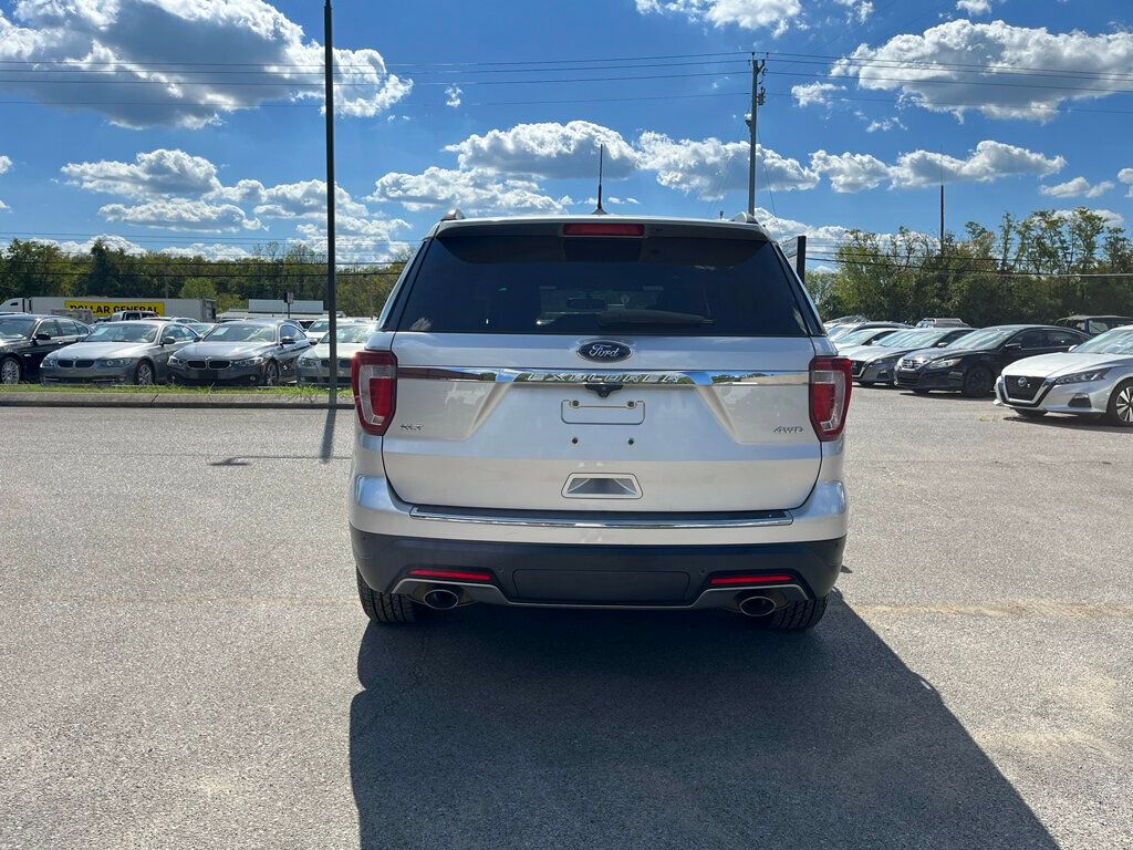 2018 Ford Explorer XLT 4WD - 22602688 - 5