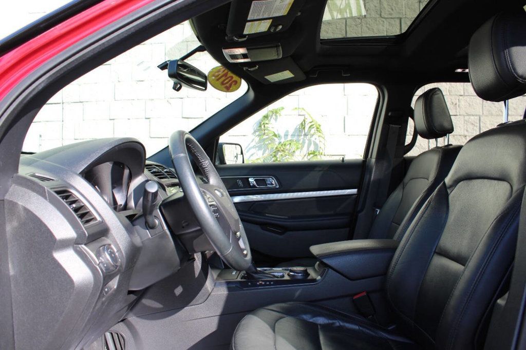 2018 Ford Explorer XLT 4WD - 22913271 - 10