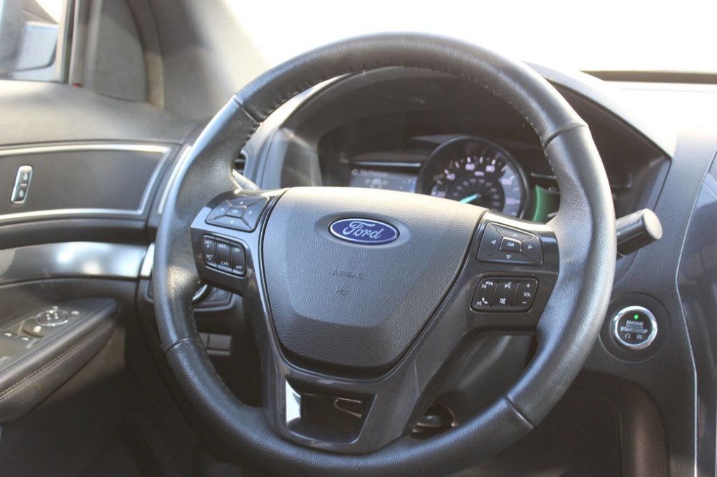 2018 Ford Explorer XLT 4WD - 22913271 - 22