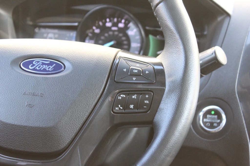 2018 Ford Explorer XLT 4WD - 22913271 - 24