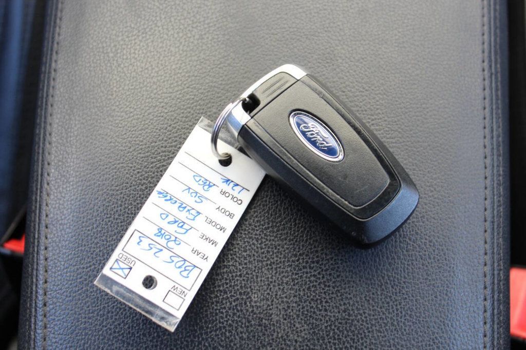 2018 Ford Explorer XLT 4WD - 22913271 - 28