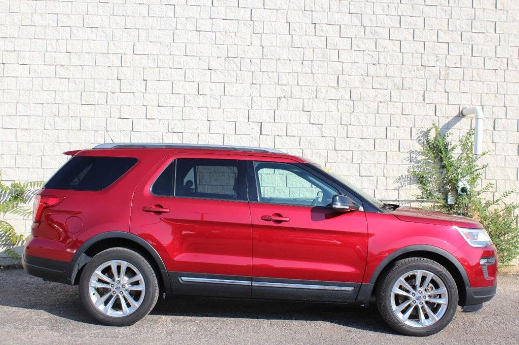 2018 Ford Explorer XLT 4WD - 22913271 - 5